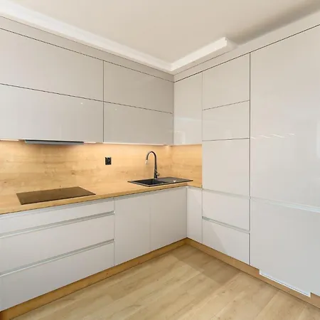 Apart111 - Bialy Dom Apartment *