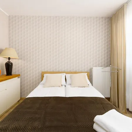 Apartment Apart111 - Bialy Dom
