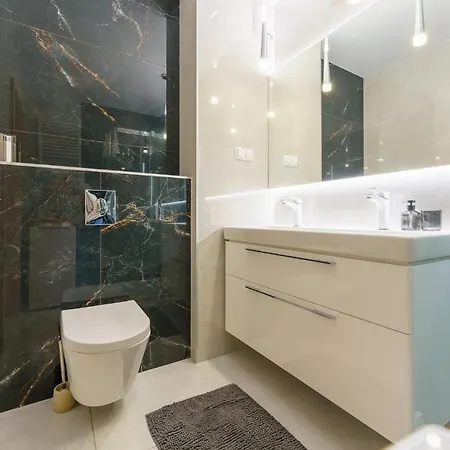 Apartment Apart111 - Bialy Dom